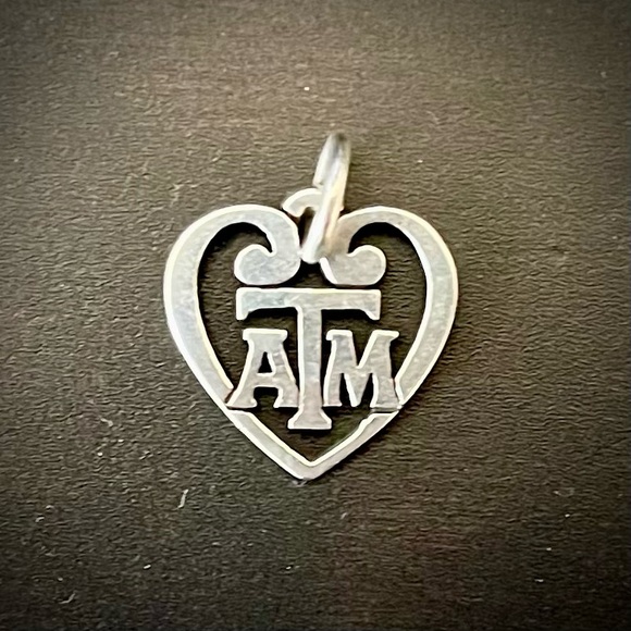 James Avery Retired Texas A&M Charm in Sterling Silver - Picture 1 of 3